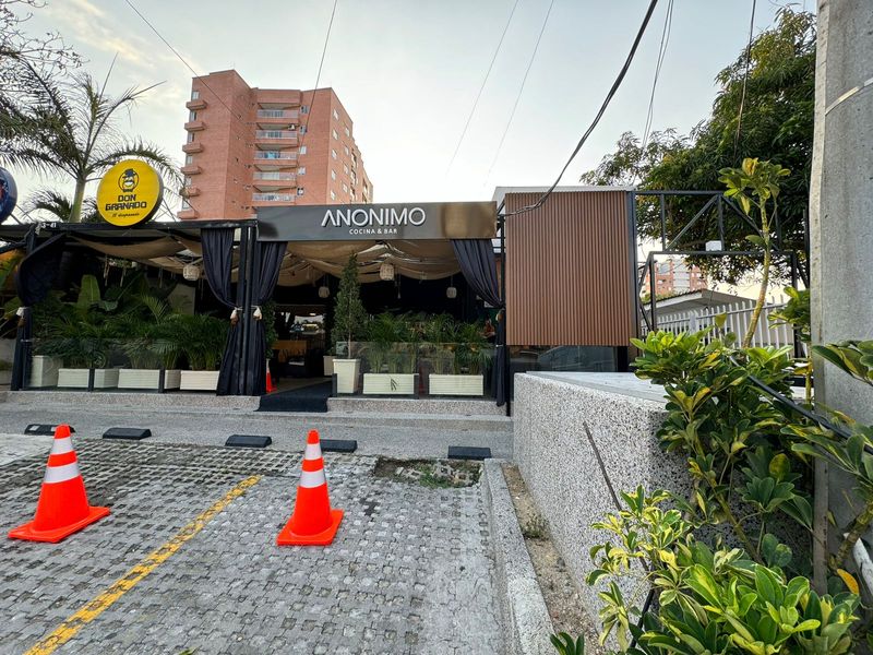 Anónimo Cocina y Bar