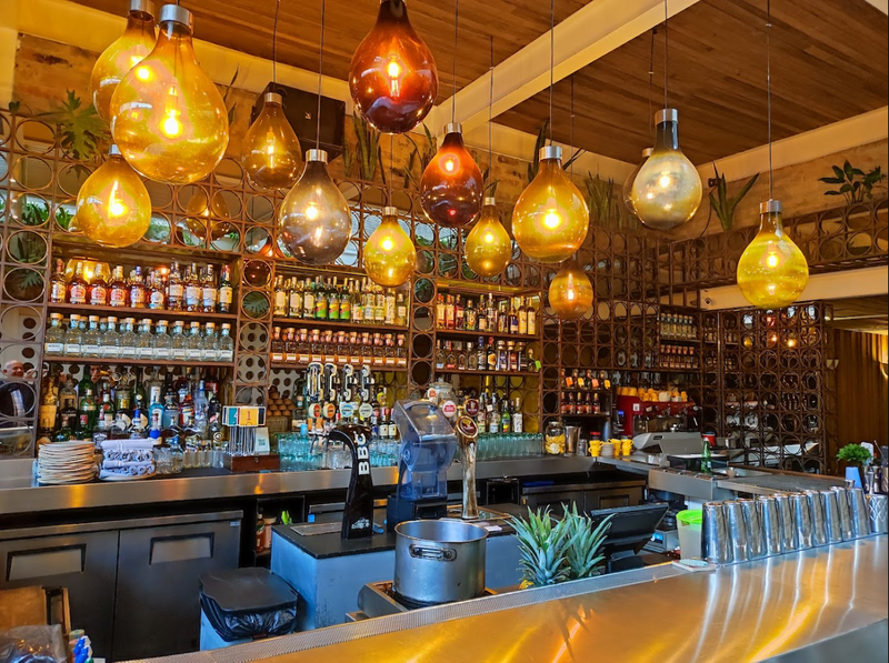 Cantina y Punto