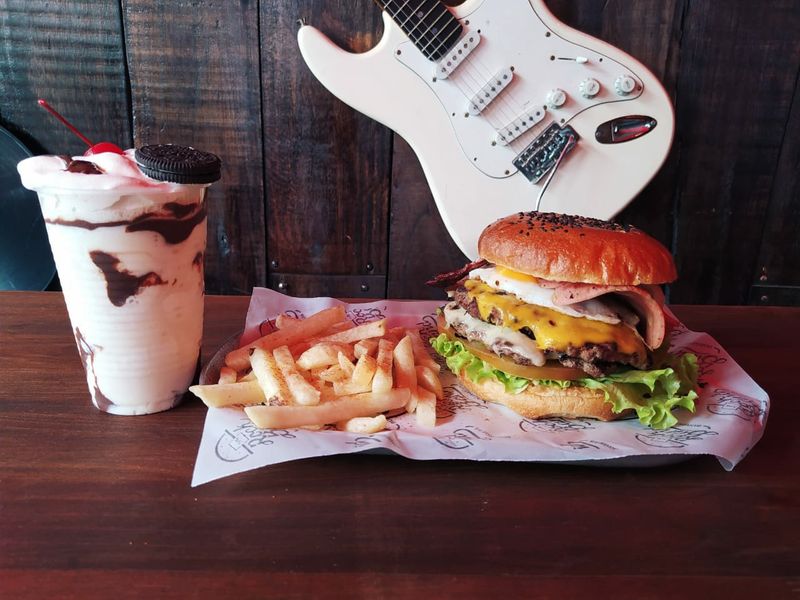 The Rock Band Burger 