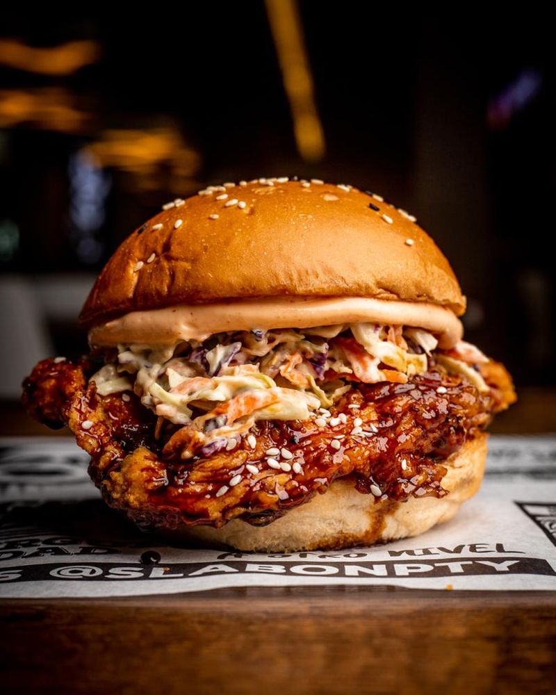 Slabón Burger Bistró